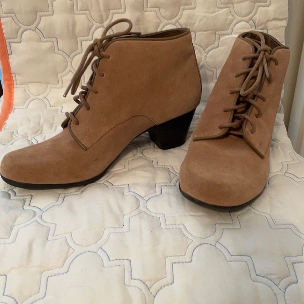 Michelle D booties